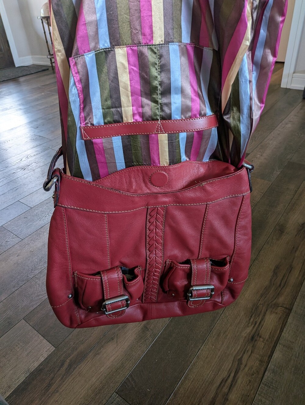 Tignanello Red Leather Shoulder Bag Hobo Braided Detail - Picture 12 of 12
